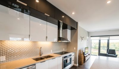 Extended Stay Serviced 2 BR Apartment in Winnipeg