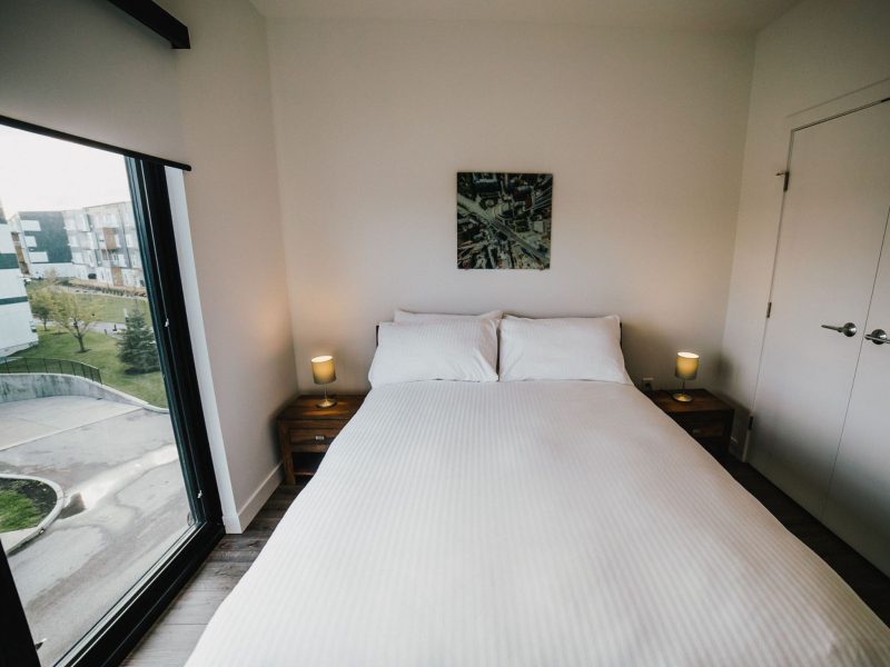 Executive-Level Serviced 3 BR Apartments in Winnipeg
